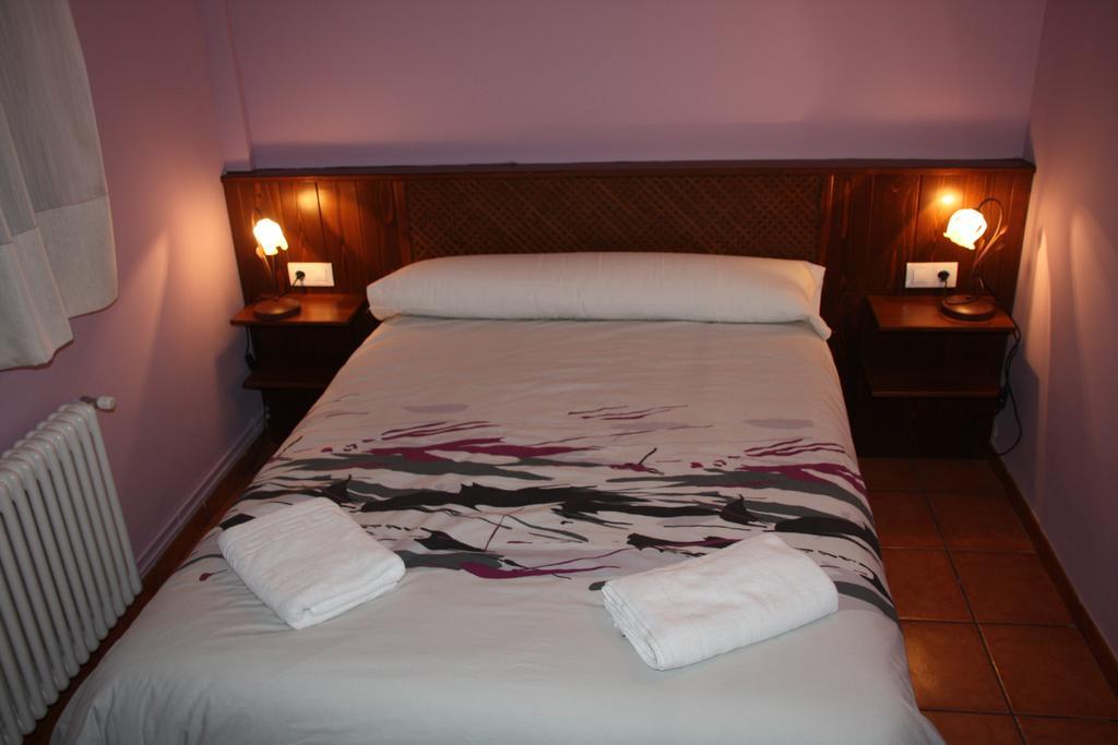Apartamentos Rurales Gudar Gúdar Quarto foto